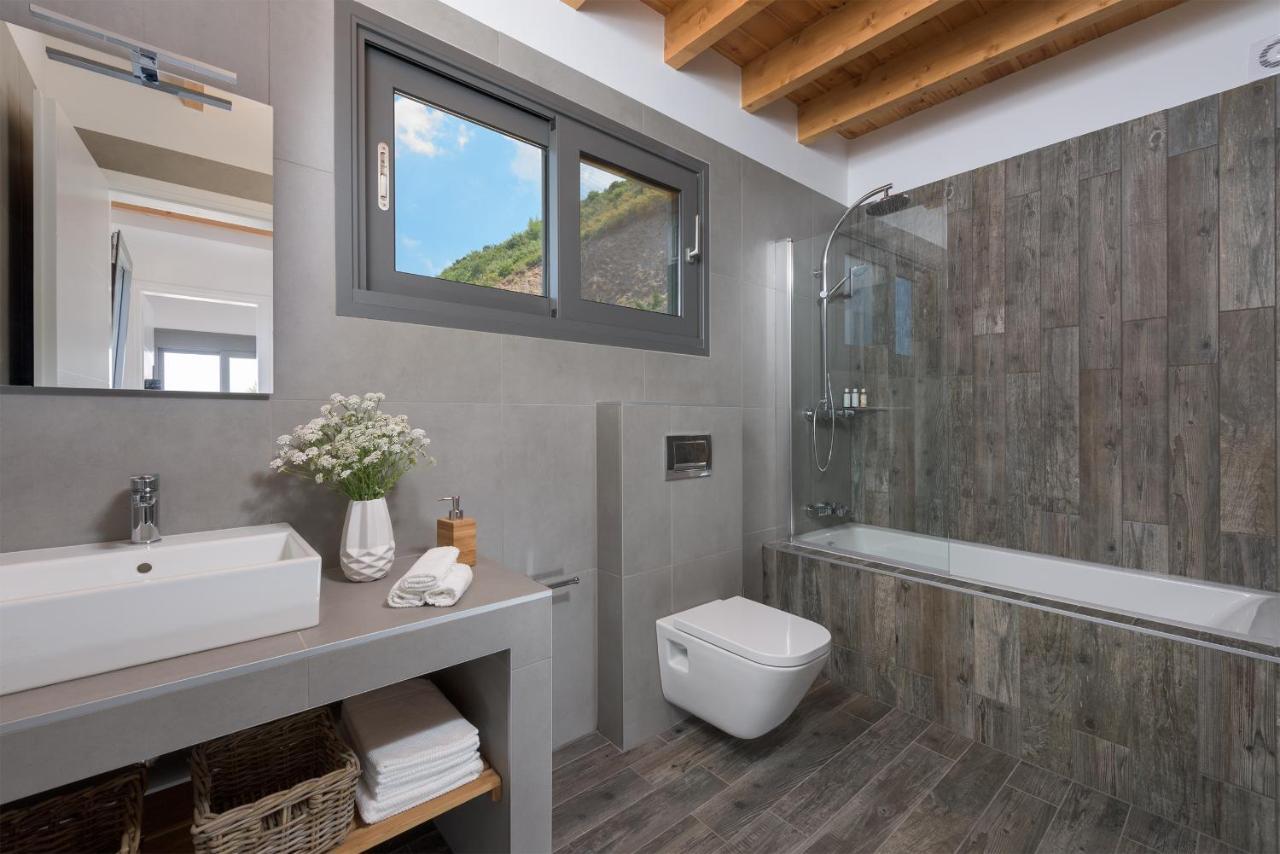 Kathisma Bay Villas - Luxury Villas - Villa Helios Kalamítsi Dış mekan fotoğraf